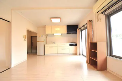 Condo in Chiba City, view 2