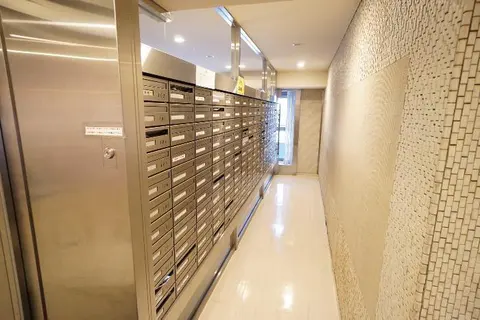 Condo in Chiyoda, view 4
