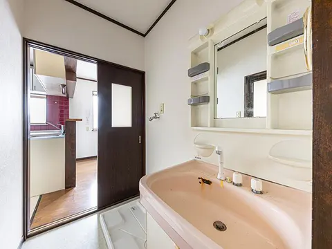 House in Funabashi, view 3
