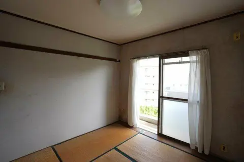 Condo in Funabashi, view 2