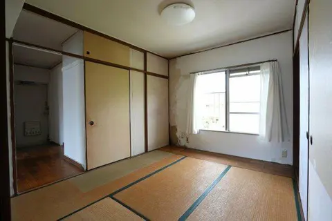 Condo in Funabashi, view 3