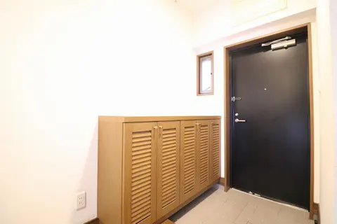 Condo in Ginowan, view 3