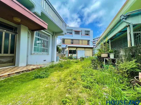 House in Ginowan, view 2
