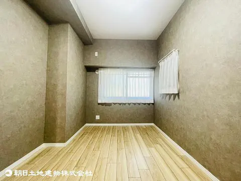 Condo in Hayama, view 2