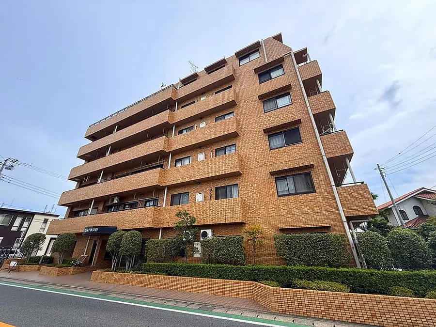 Condo in Ichihara