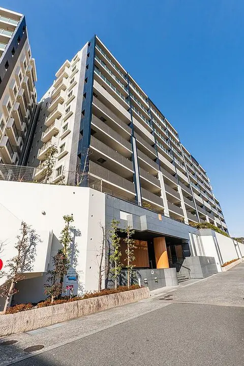 Condo in Kamakura, view 3