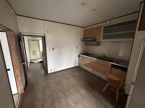 Condo in Kamakura, view 3