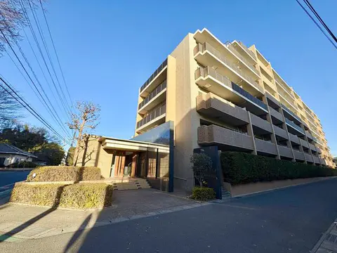 Condo in Kashiwa, view 2