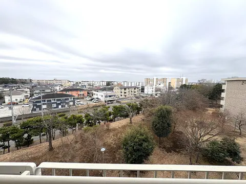 Condo in Kashiwa, view 3