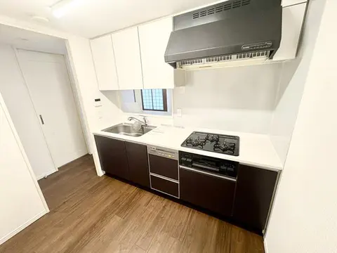 Condo in Kashiwa, view 4