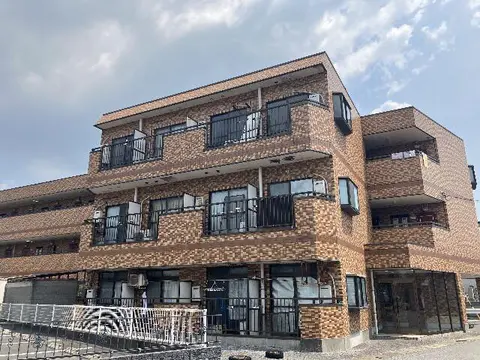 Condo in Kisarazu, view 2