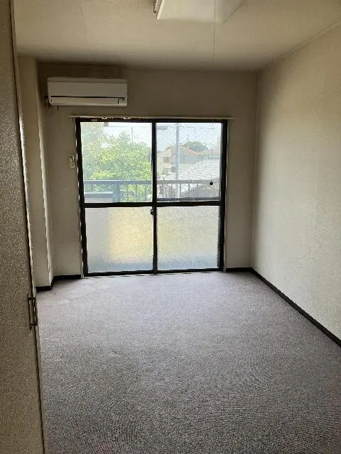 Condo in Kisarazu, view 3