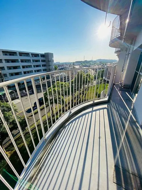 Condo in Kobe, view 2