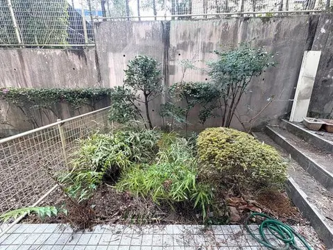 Condo in Minato, view 2