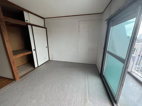 Condo in Nakano, view 4