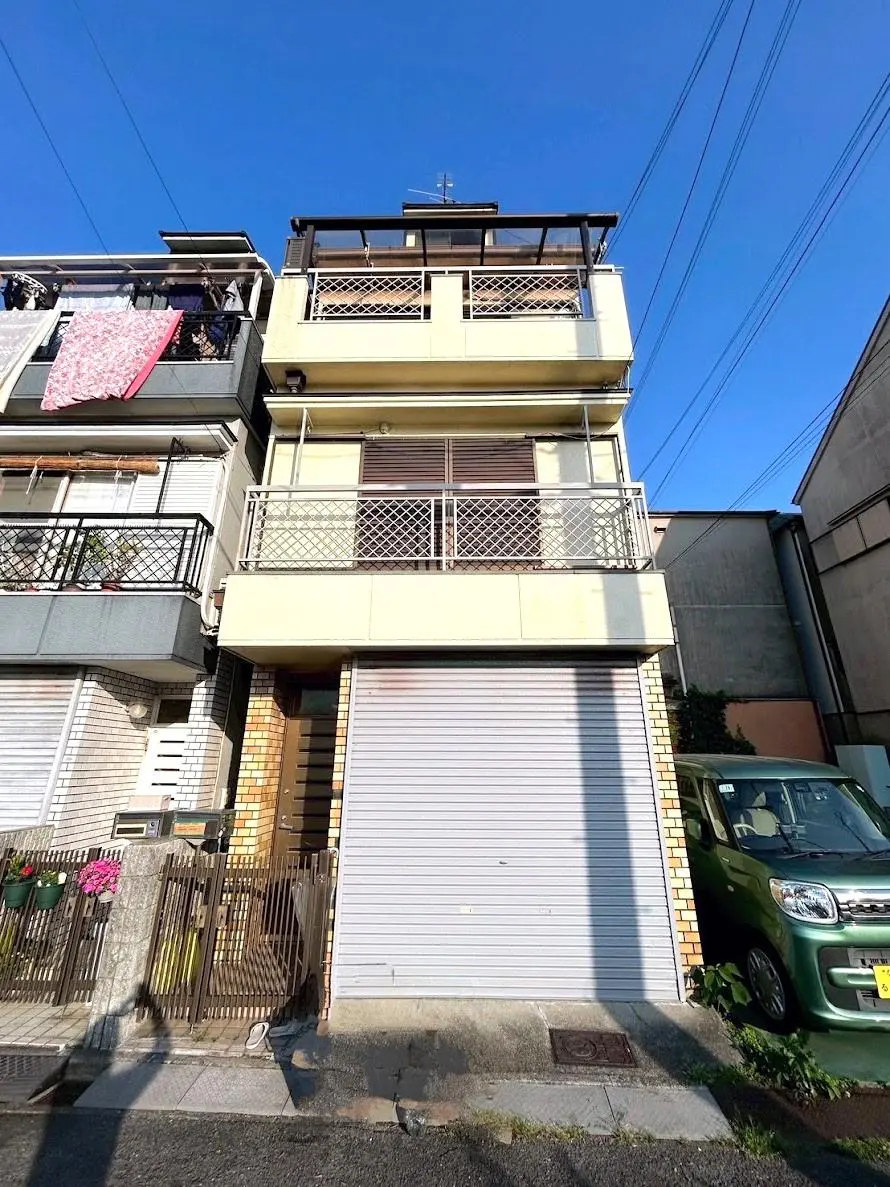 House in Osaka City