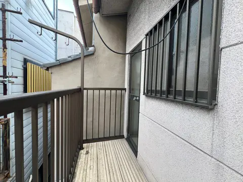House in Osaka City, view 3