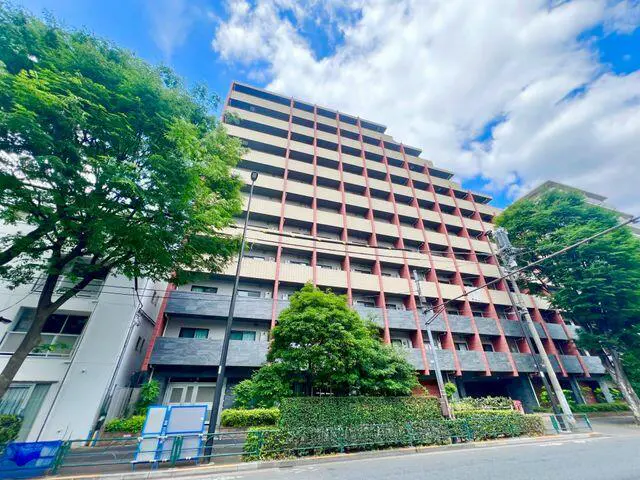 Condo in Suginami