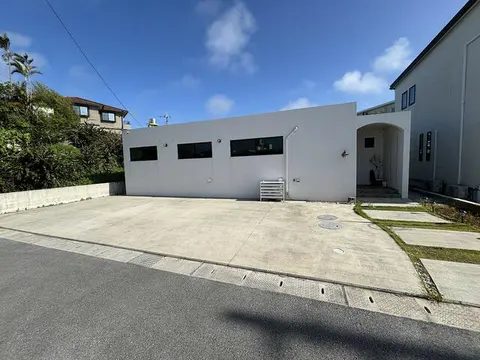 House in Yomitan, view 3
