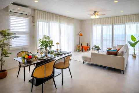Condo in Yomitan, view 2