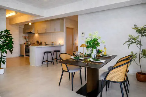 Condo in Yomitan, view 3