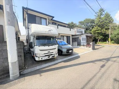 House in Sagamihara, view 4