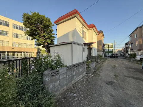 House in Sapporo, view 2