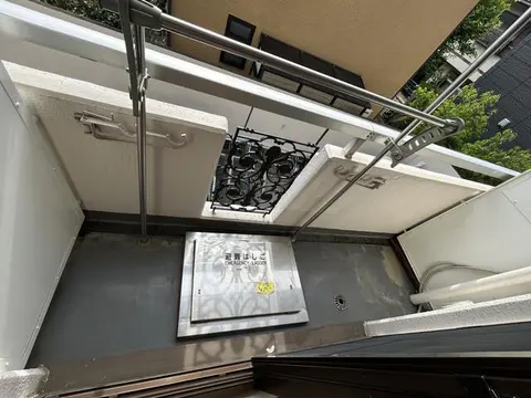 Condo in Setagaya, view 2