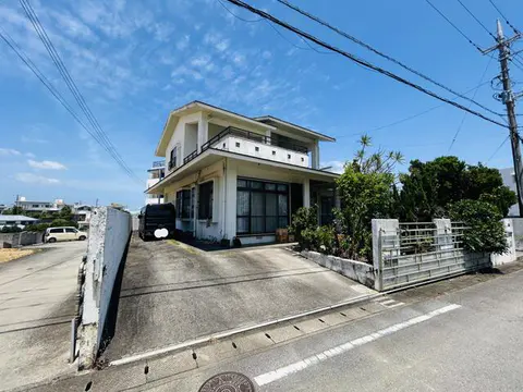 House in Uruma, view 3