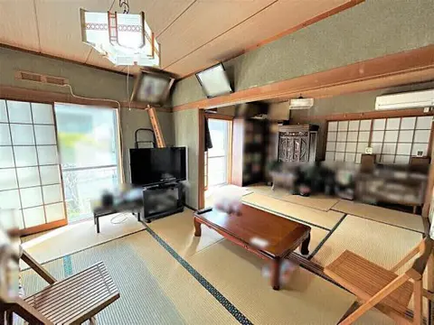 House in Yokosuka, view 2