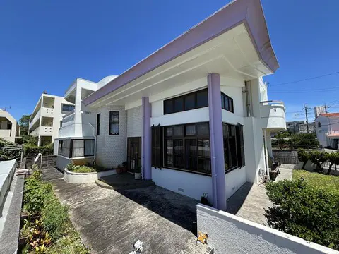 House in Yomitan, view 3