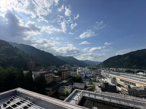 Condo in Yuzawa, view 2