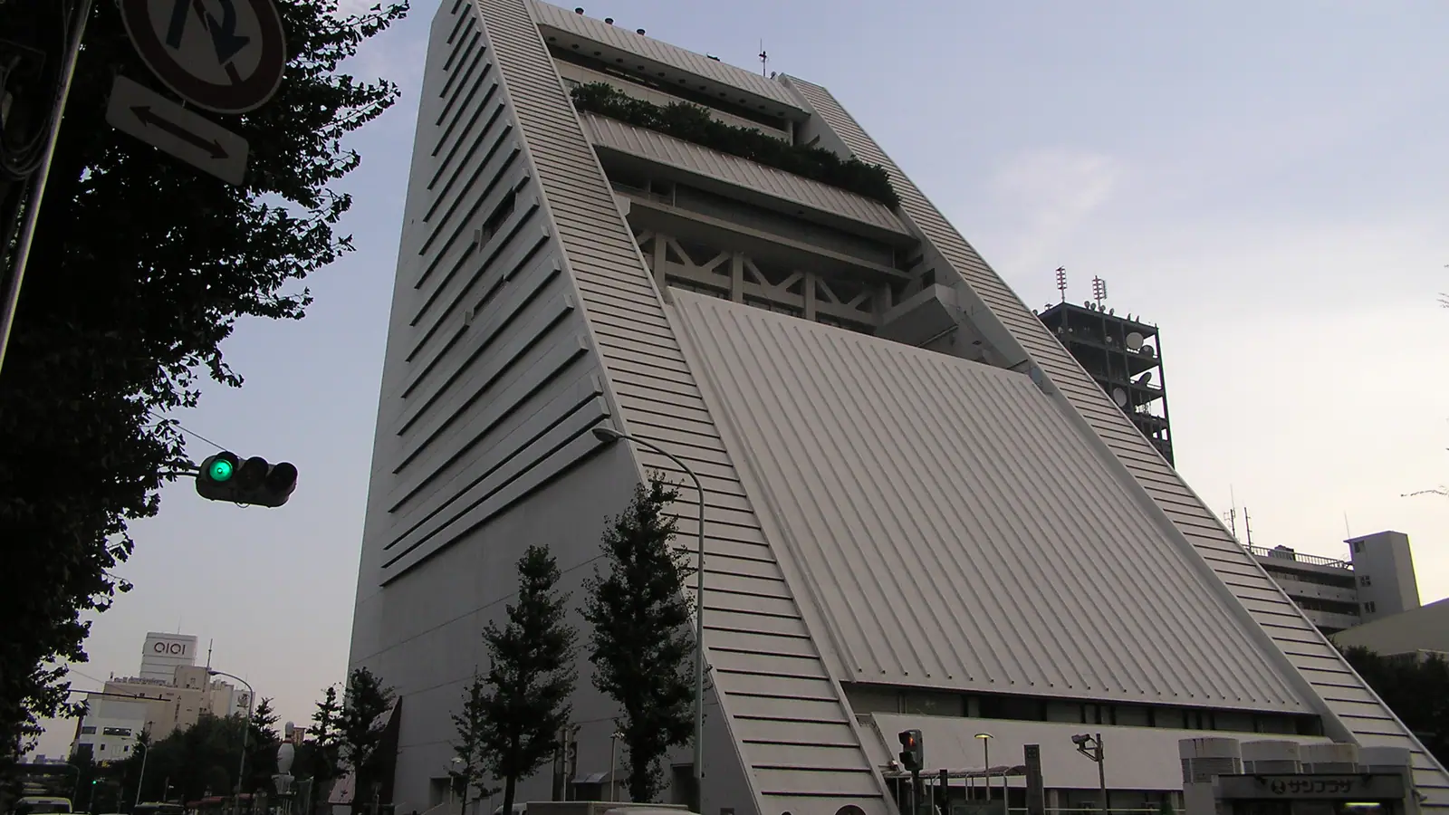Nakano Sun Plaza and the streets around Nakano Station, Tokyo
