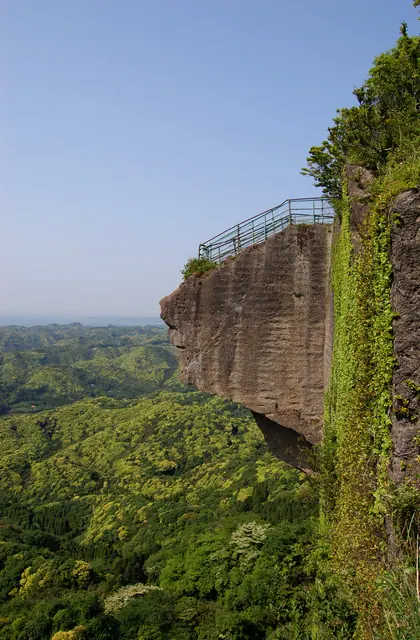 The "Hell’s Lookout" cliff on Nokogiriyama overlooking the green Boso Hills, Chiba