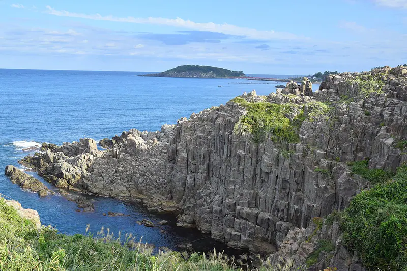 The dramatic basalt sea cliffs of Tojinbo on the coast of Fukui Prefecture