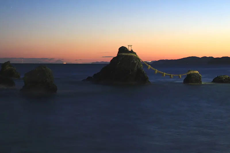 The Meoto Iwa wedded rocks joined by a sacred rope at Futamigaura, Mie