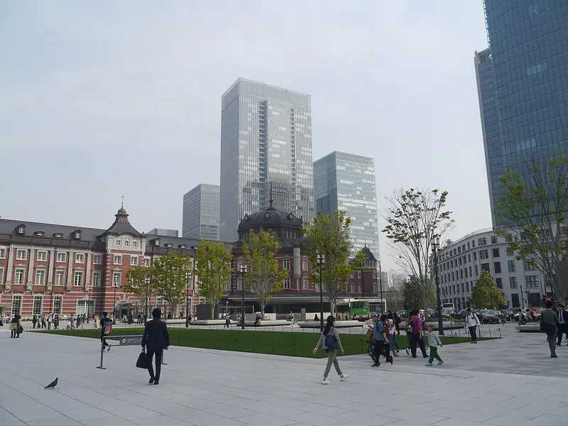Tokyo Station red brick building and the Marunouchi plaza